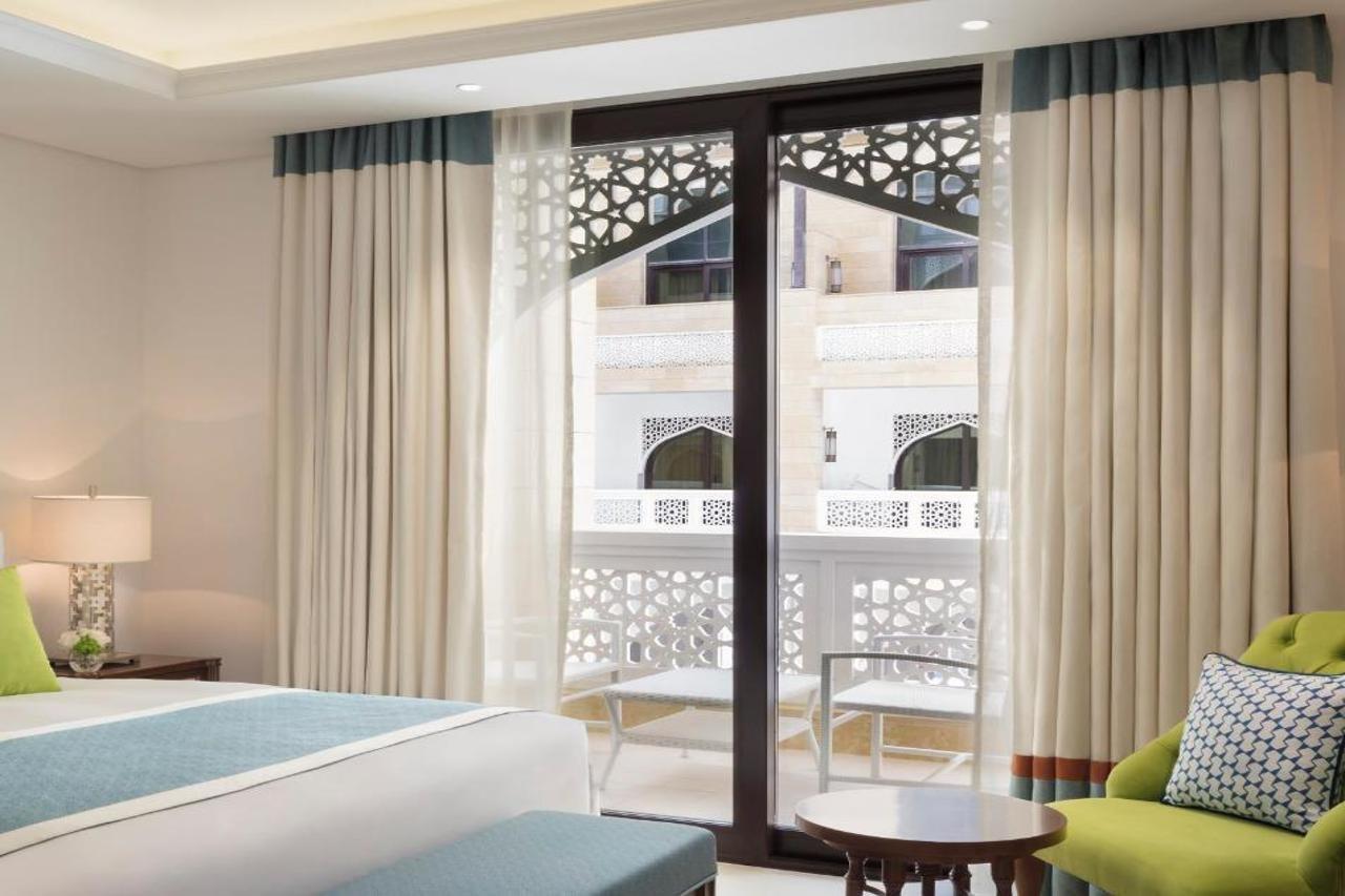 Al Najada Hotel Apartments By Oaks Доха Экстерьер фото